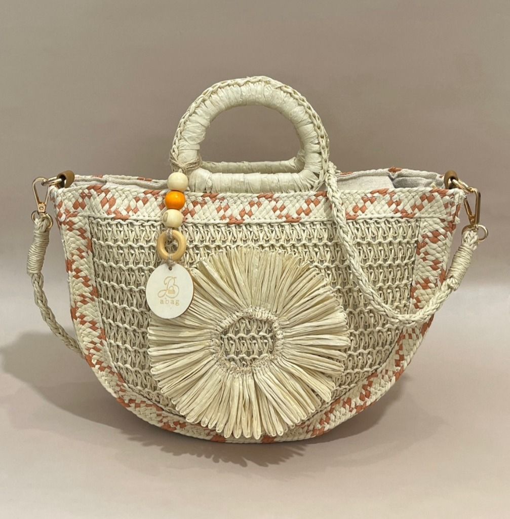 sac-a-main-en-raphia_beige_681e342cc0828.jpg