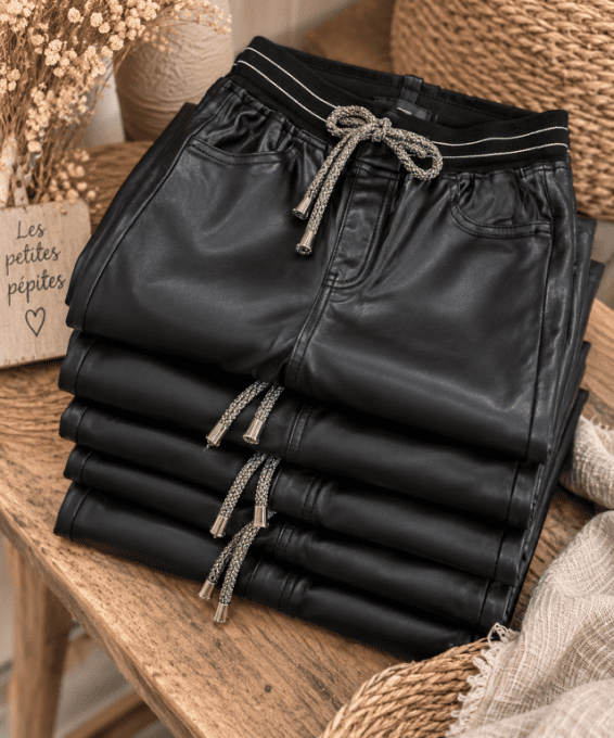 Pantalon simili cuir NOIR