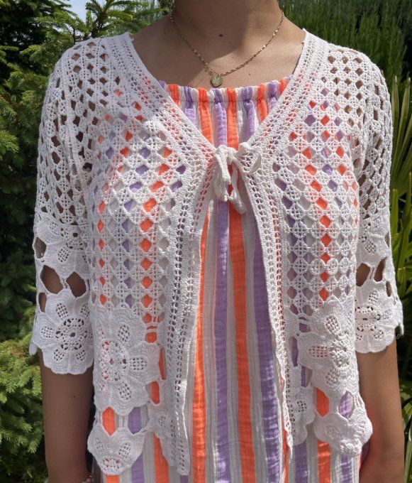 Gilet crochet fleurs