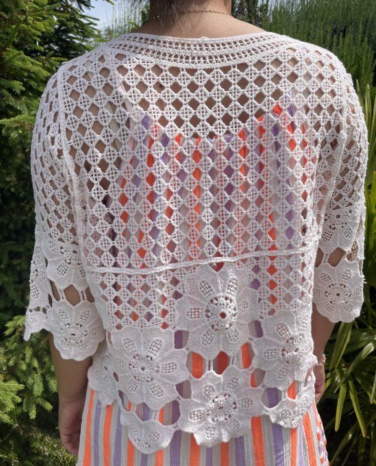 Gilet crochet fleurs