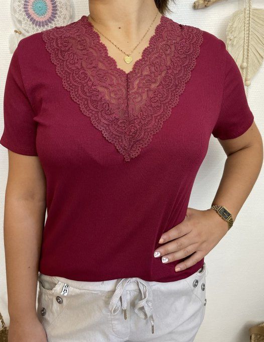 Tee-shirt dentelle