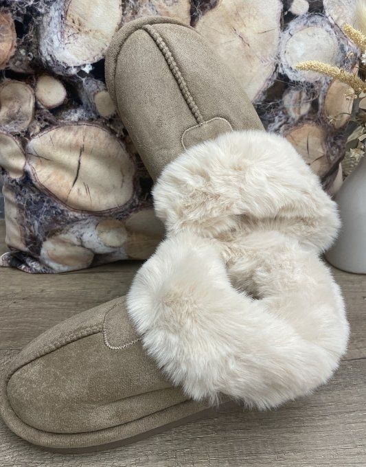 Chaussons fourrés fermés TAUPE