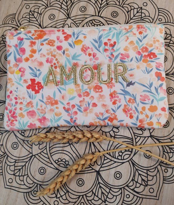 Pochette AMOUR